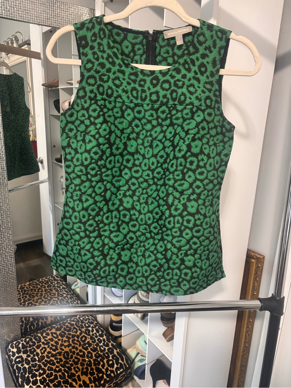 Banana Republic Green and Black Leopard-Print Sleeveless Shell